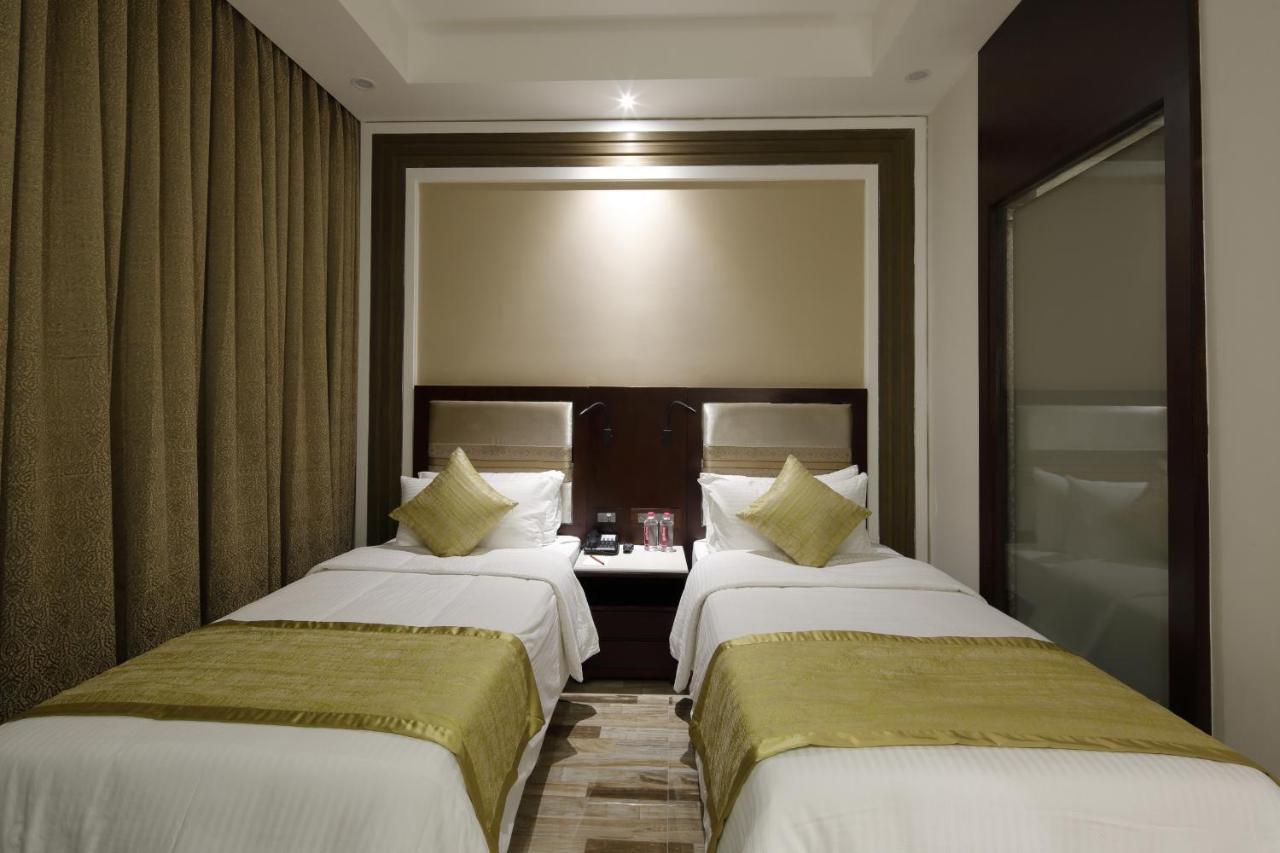 Regenta Inn Ranip Amhedabad Dış mekan fotoğraf
