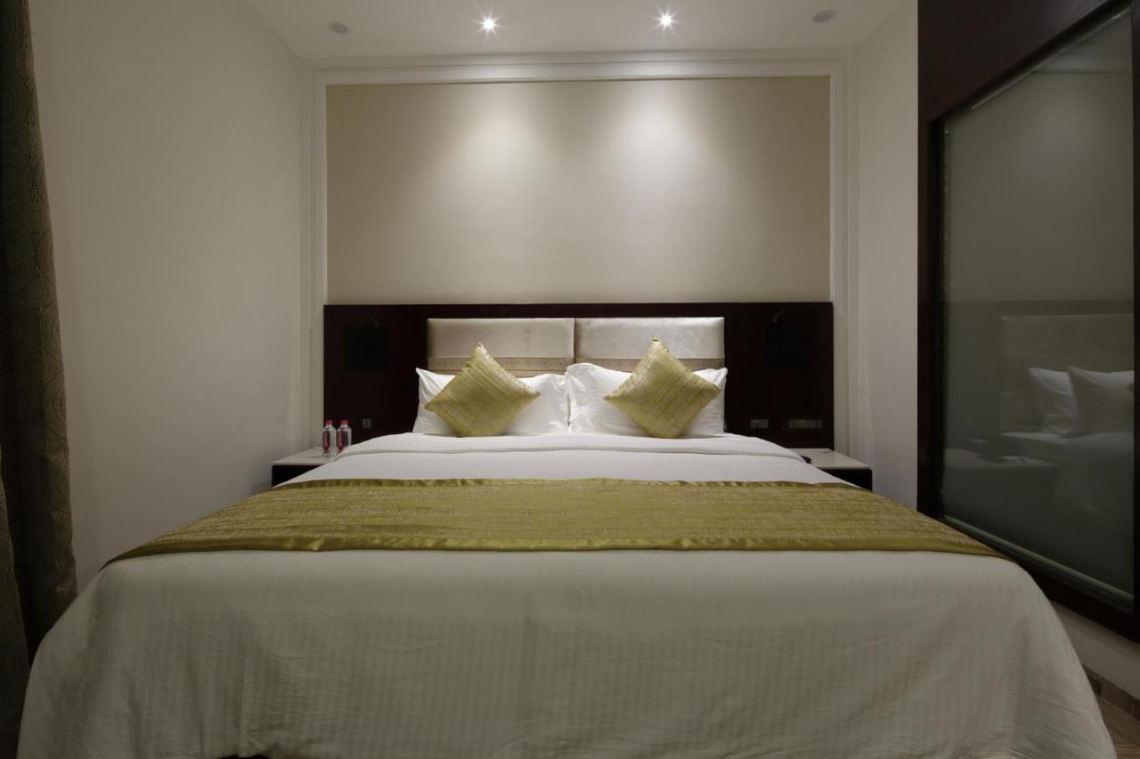 Regenta Inn Ranip Amhedabad Dış mekan fotoğraf
