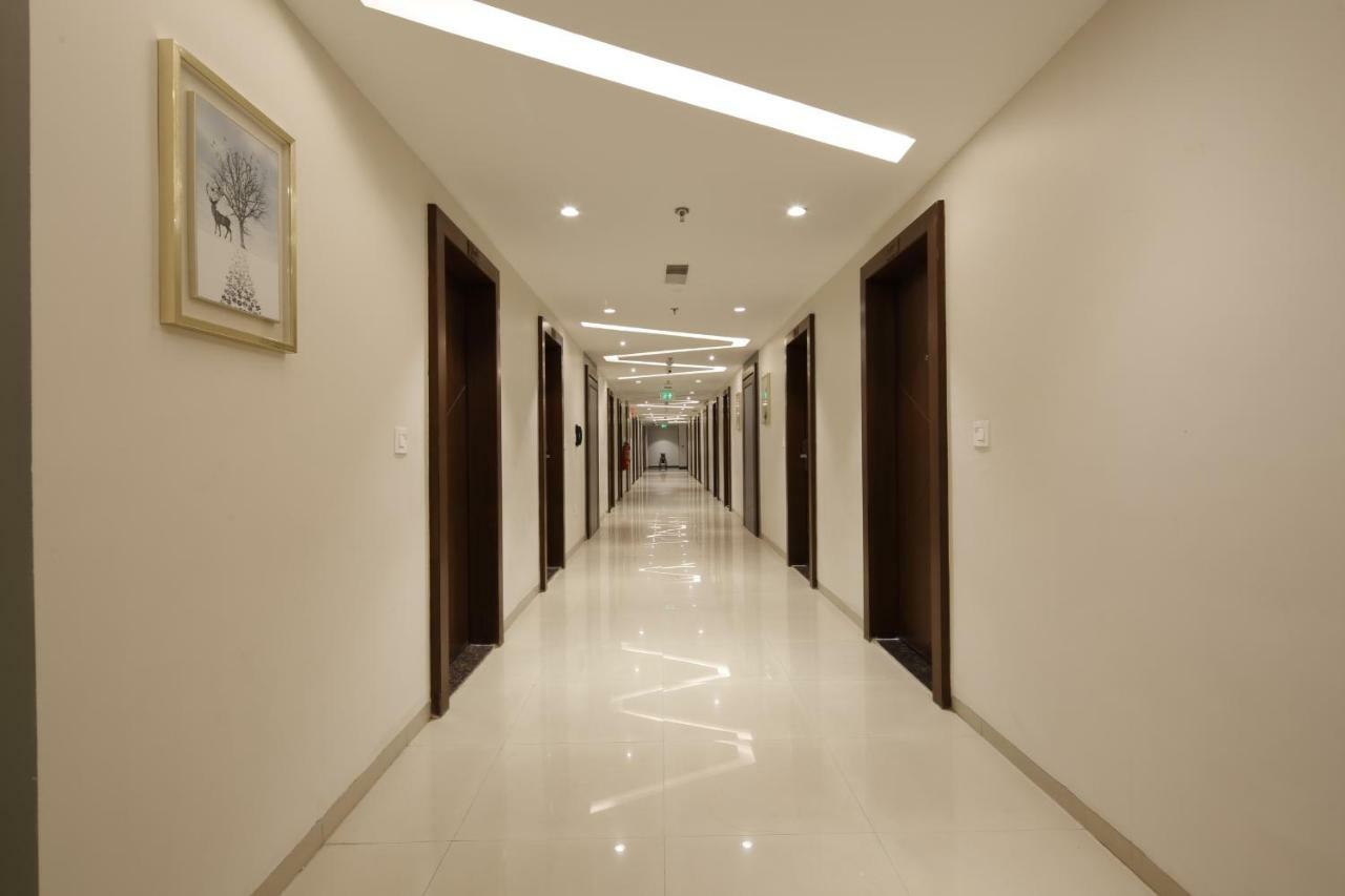 Regenta Inn Ranip Amhedabad Dış mekan fotoğraf
