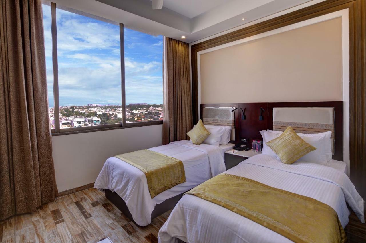 Regenta Inn Ranip Amhedabad Dış mekan fotoğraf